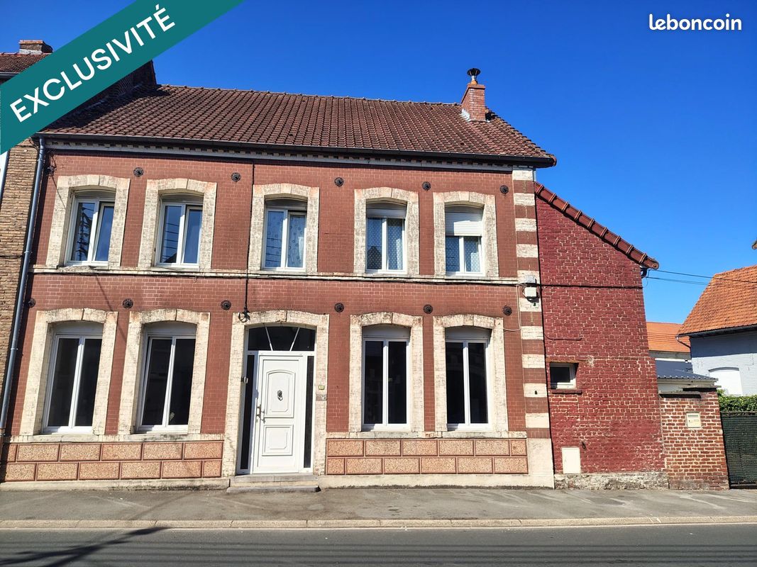 Maison 10 pièces 230 m² · à Pernes · 230 m² · 215 000 €