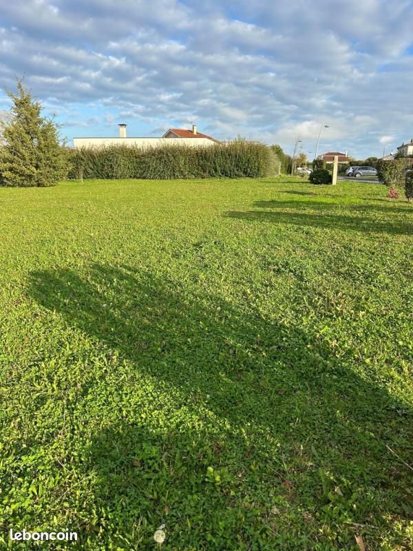 Terrain 450 m² Poleymieux Au Mont D Or · à Poleymieux-au-Mont-d'Or · 149 000 €