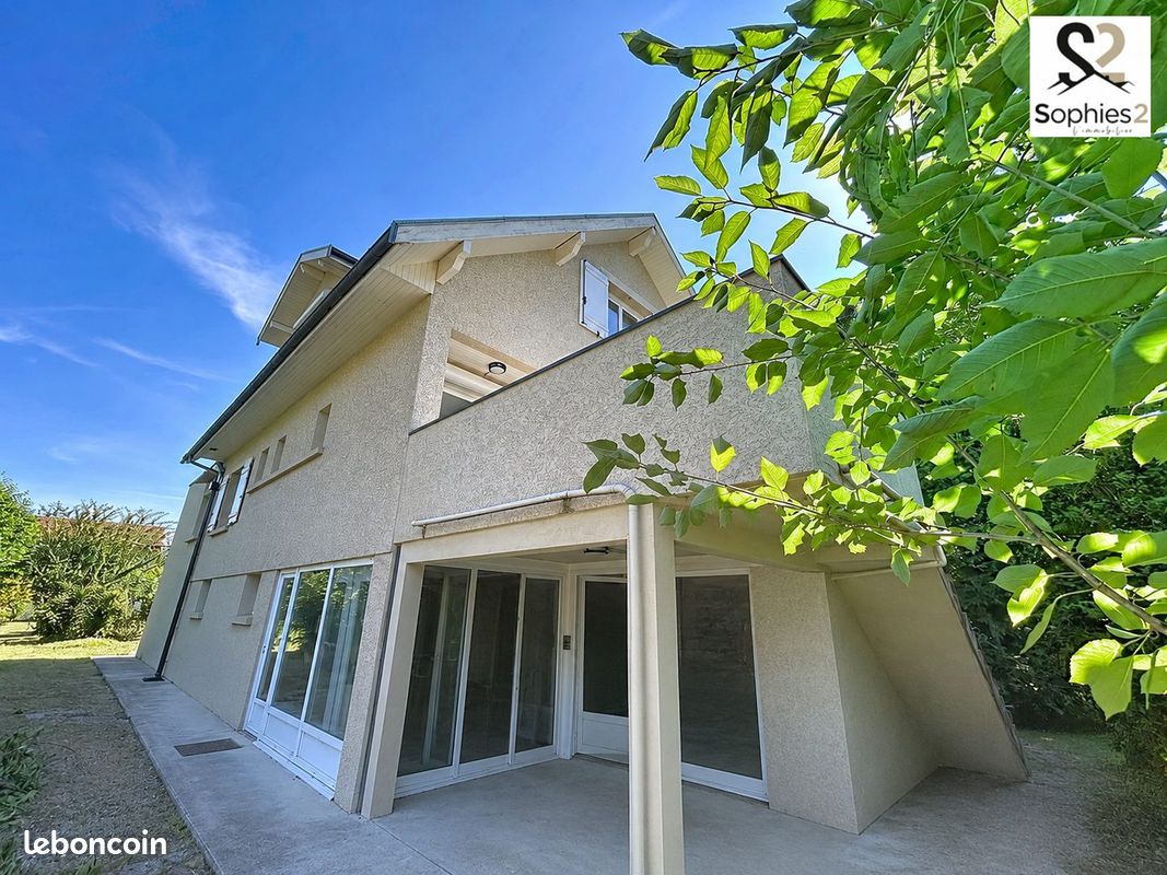 Maison 7 pièces 160 m² · à Claix · 160 m² · 545 000 €