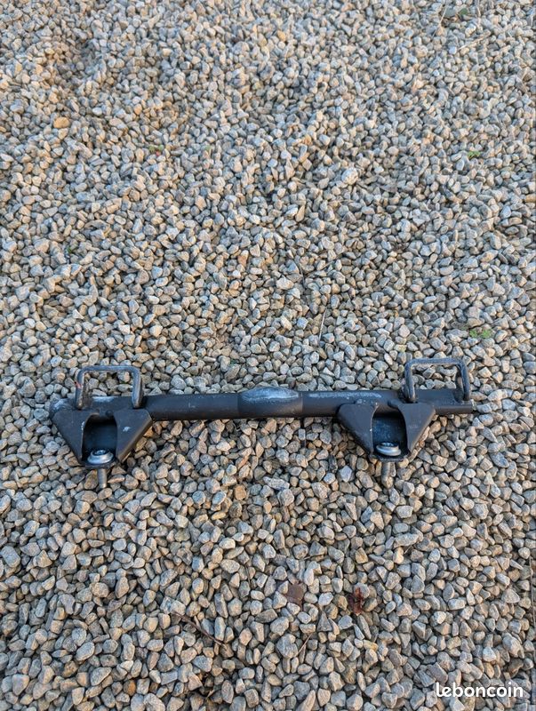 Isofix A4 S4 b5 8D0813546A Équipement auto