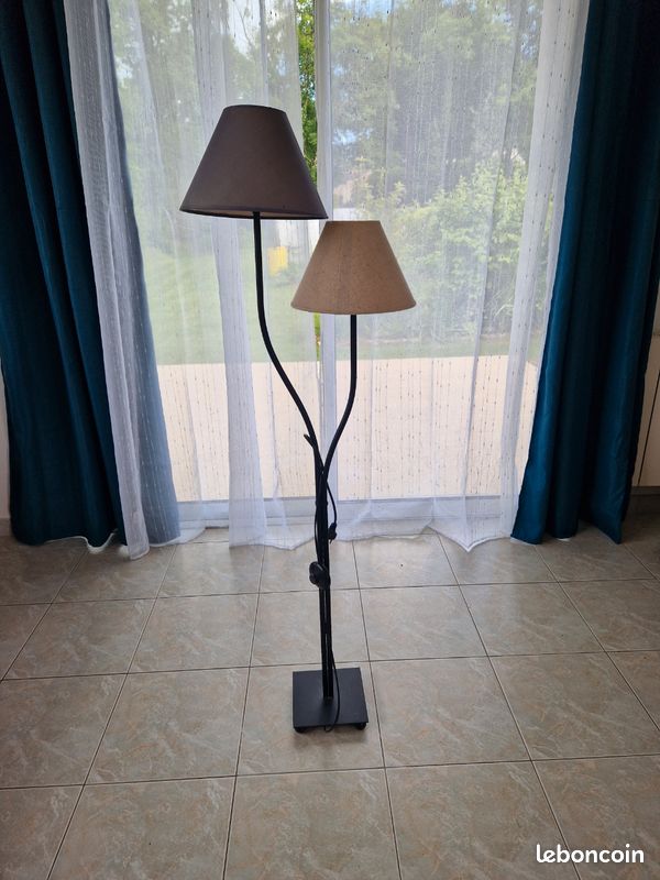 Lampe sur pied double (image 2)