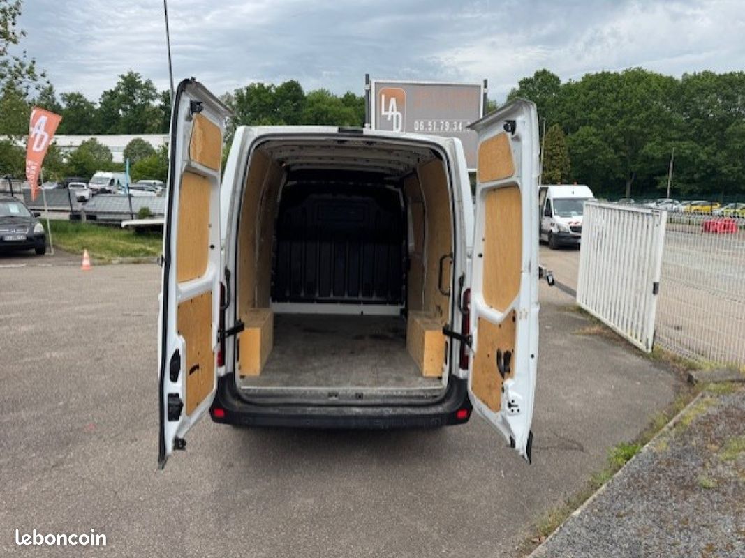 Renault master fourgon gn trac f3500 l2h2 energy dci 150 grand confort (image 5)