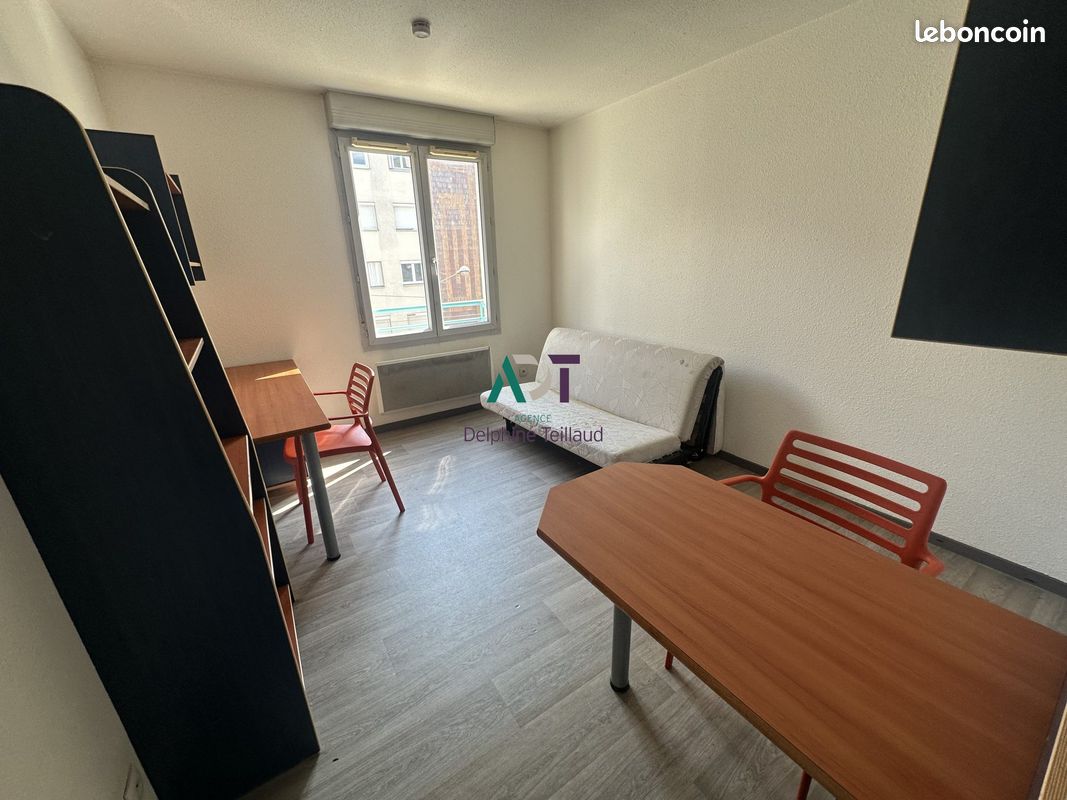 Appartement 1 pièce 18 m² · à Fontaine · 18 m² · 56 000 €