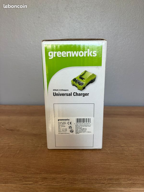 Chargeur universel Greenworks 24V 2A – Neuf (image 2)