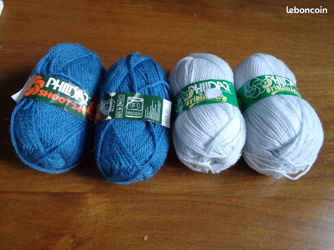 4 pelotes laine PHILDAR neuves bleus et gris bleu (image 1)