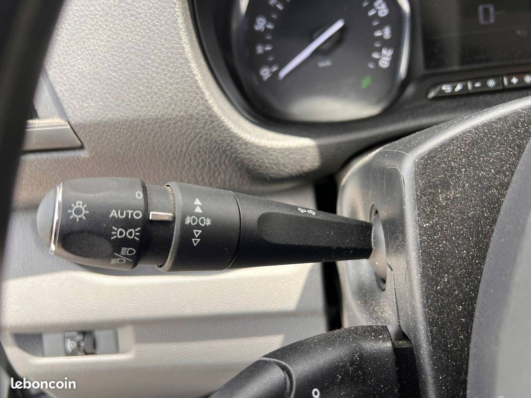 Peugeot expert fgn tole standard 1.5 bluehdi 120 s&s bvm6 asphalt (image 27)