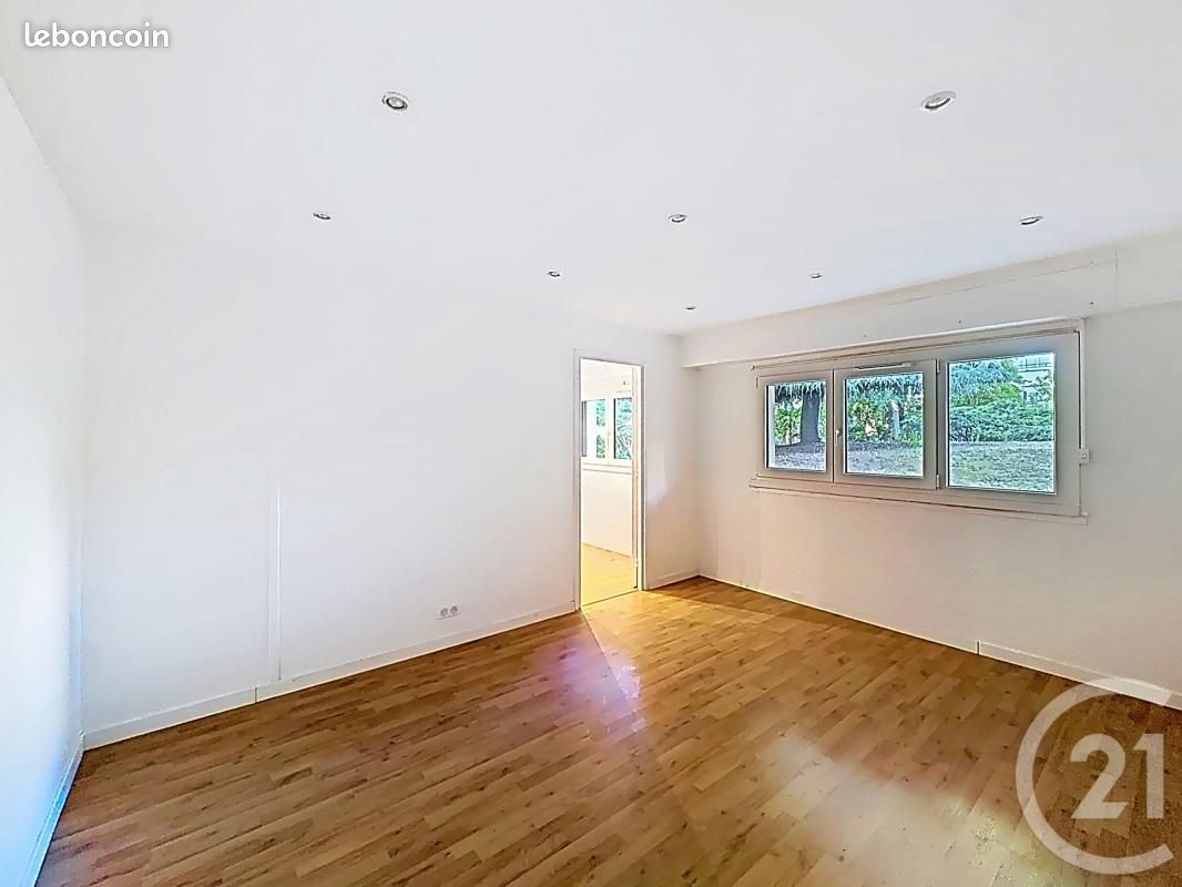 Appartement 2 pièces 42 m² · à Sceaux · 42 m² · 190 000 €