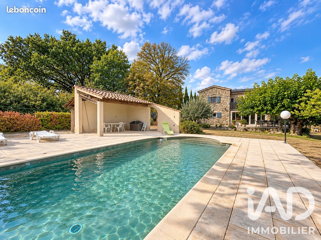 Maison 8 pièces 217 m² · à Saint-Jean-de-Maruéjols-Et-Avéjan · 217 m² · 499 000 €