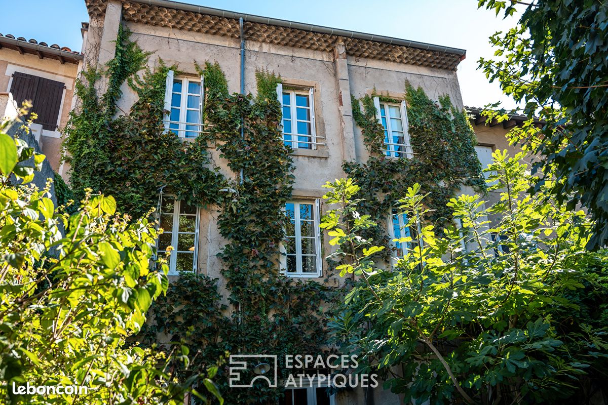 Maison 9 pièces 244 m² · à Tournon-sur-Rhône · 244 m² · 480 000 €