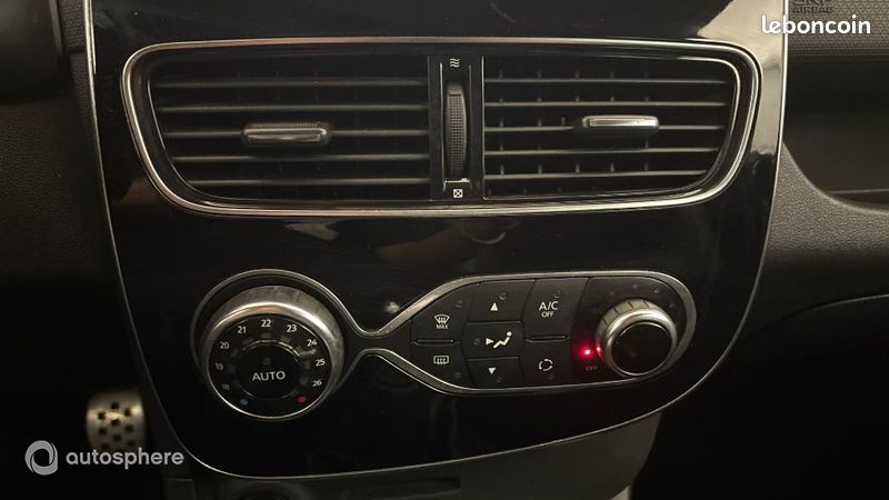 Renault Clio 1.5 dCi 110ch energy Edition One 5p (image 26)