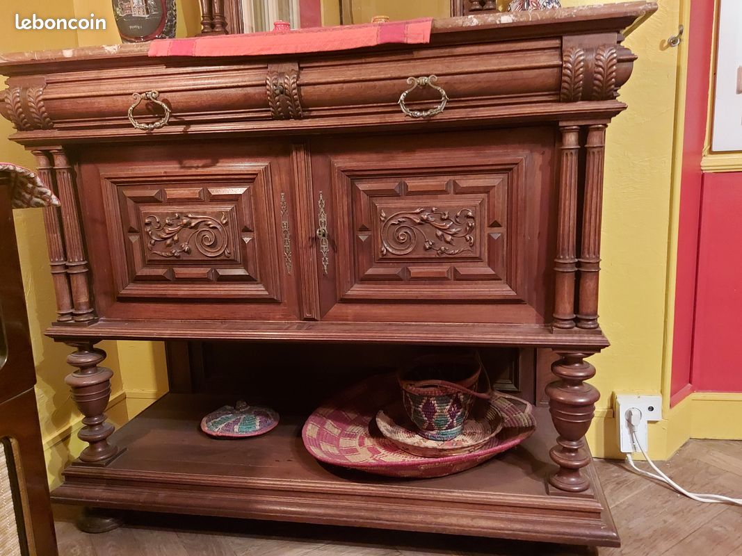 Buffet Henri II bois et marbre (image 2)