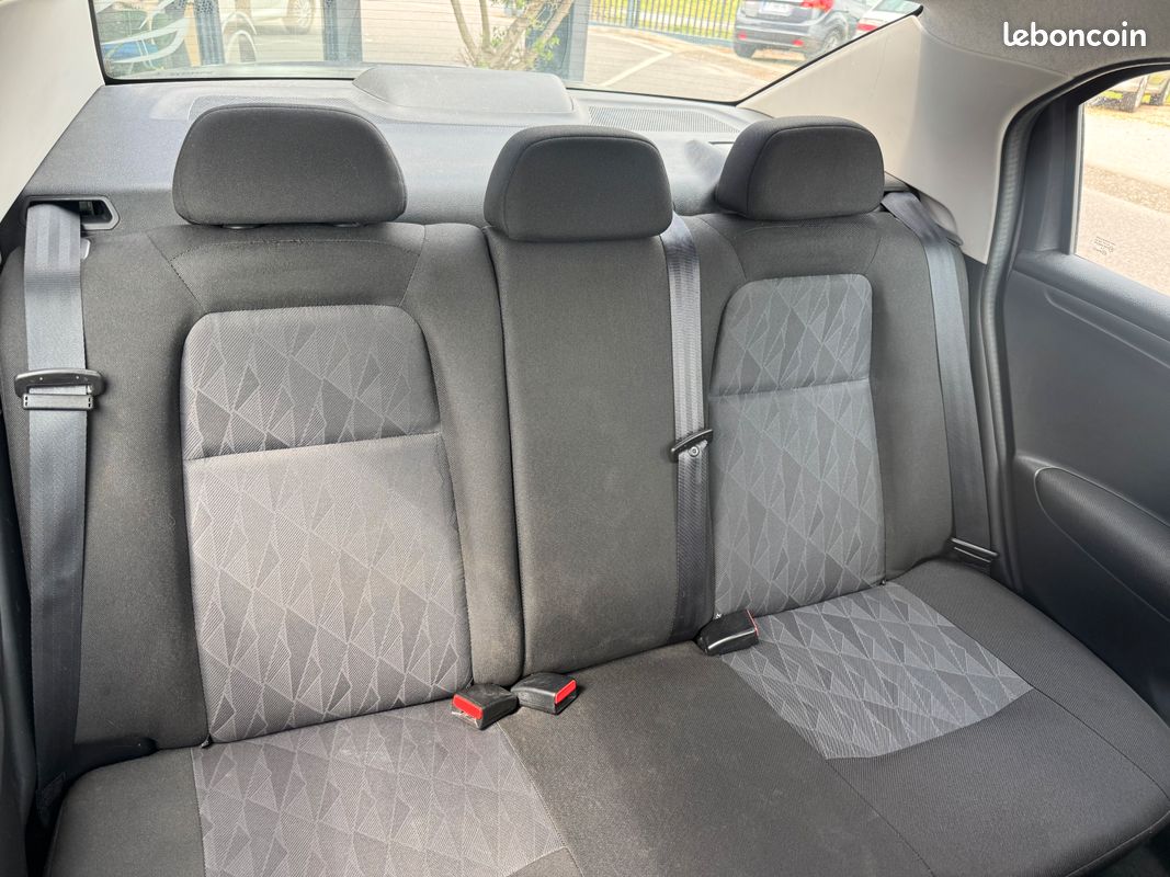 CITROËN C-ELYSEE 1.6 HDI BLUEHDI LIVE 100cH 5cV (image 5)