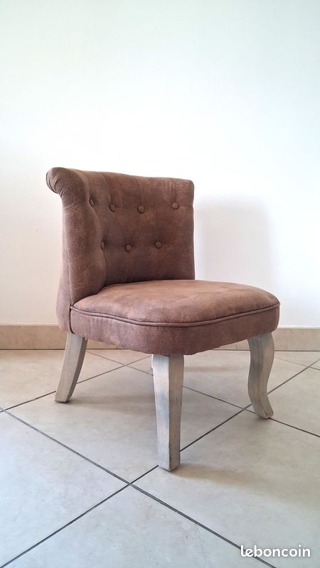 Petit fauteuil crapaud (image 1)