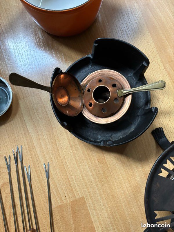 Service à fondue vintage en fonte émaillée orange Nomar avec boîte d’origine (image 7)