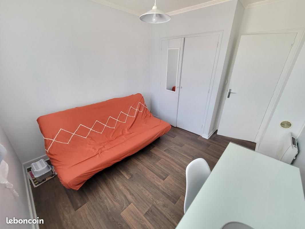 Appartement a louer pessac - 5 pièce(s) - 86 m2 - Surfyn