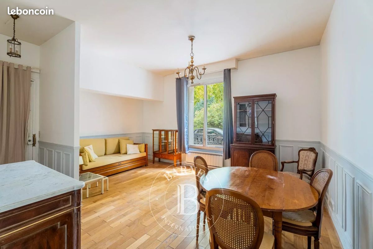 Appartement 2 pièces 56 m² · à Paris · 56 m² · 482 000 €