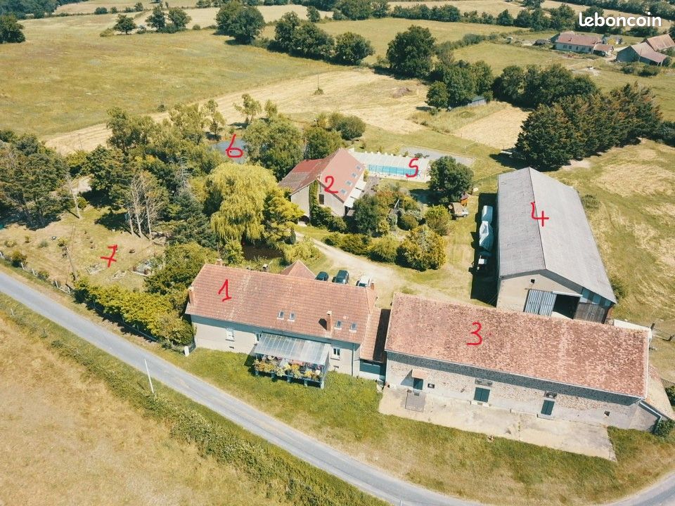 Maison 14 pièces 550 m² · à Saint-Hilaire · 550 m² · 545 000 €