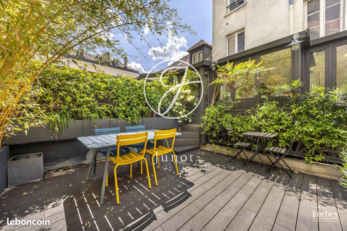 Appartement 5 pièces 96 m² · à Paris · 96 m² · 1 495 000 €