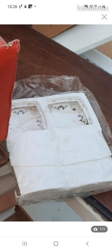 Prise (image 2)