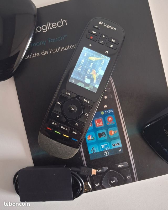 Logitech Api Logitech Hub + harmony touch - Accessoires informatique