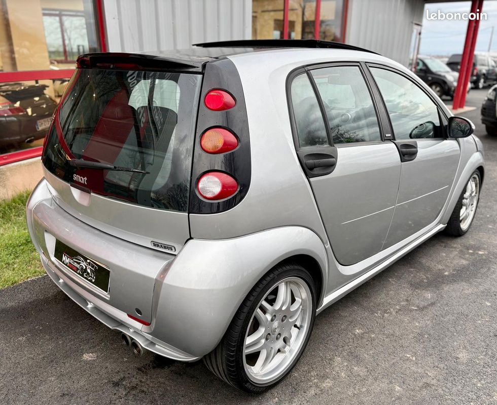 Smart Forfour 1.5 T 177ch BRABUS BVM - Toit Ouvrant Sièges Chauffant Bluetooth Jantes Alliages Apple CarPlay - Suivie et Garantie 12 mois (image 4)