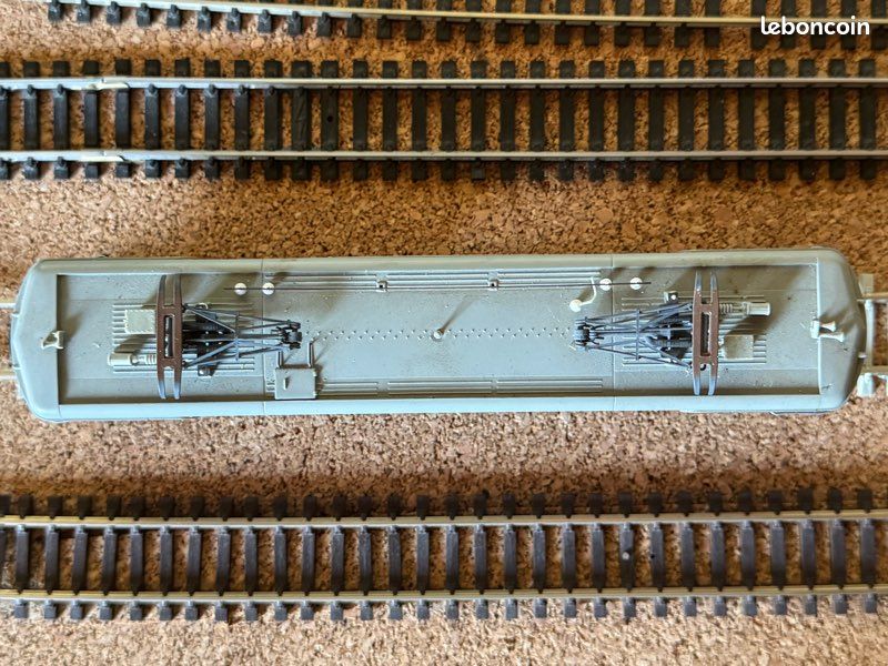 Locomotive électrique BB 4600, verte