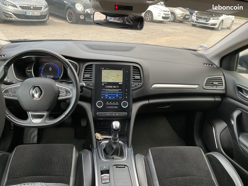 Renault megane iv 1.2 tce 130 energy intens (image 6)