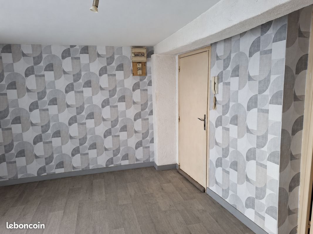 Appartement 1 pièce 23 m² · à Châtellerault · 23 m² · 330 €/mois