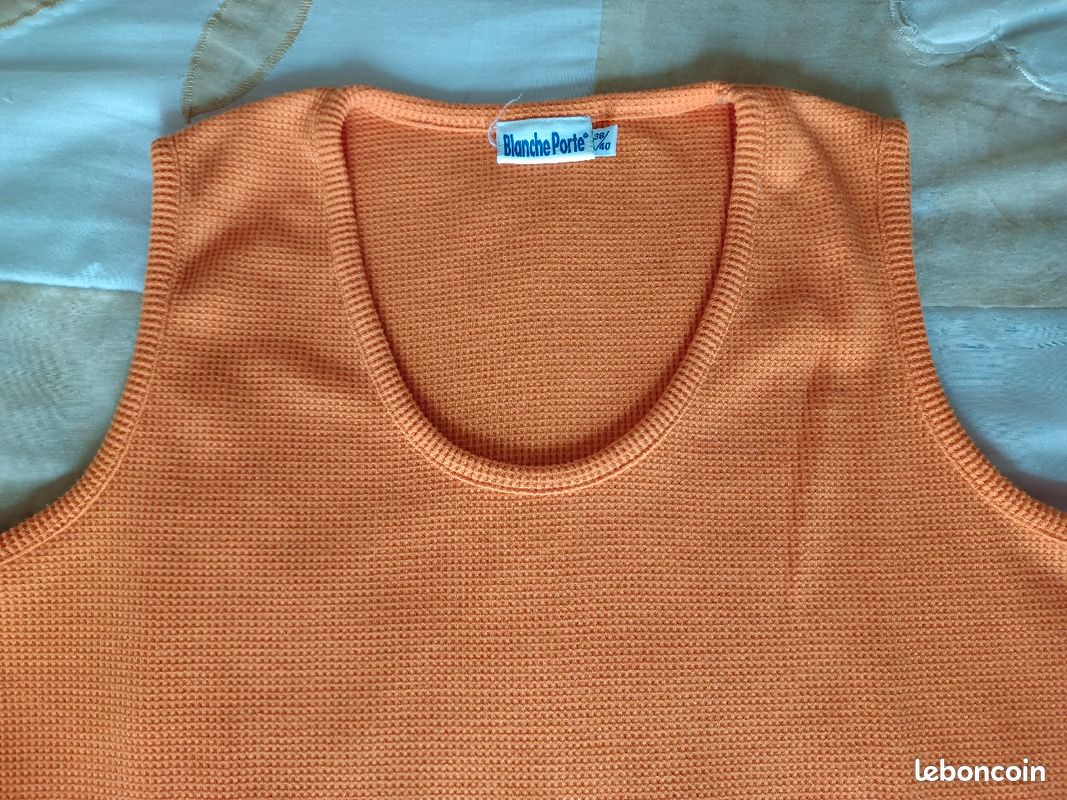 Tee-shirt neuf sans manche 38/40 (image 2)