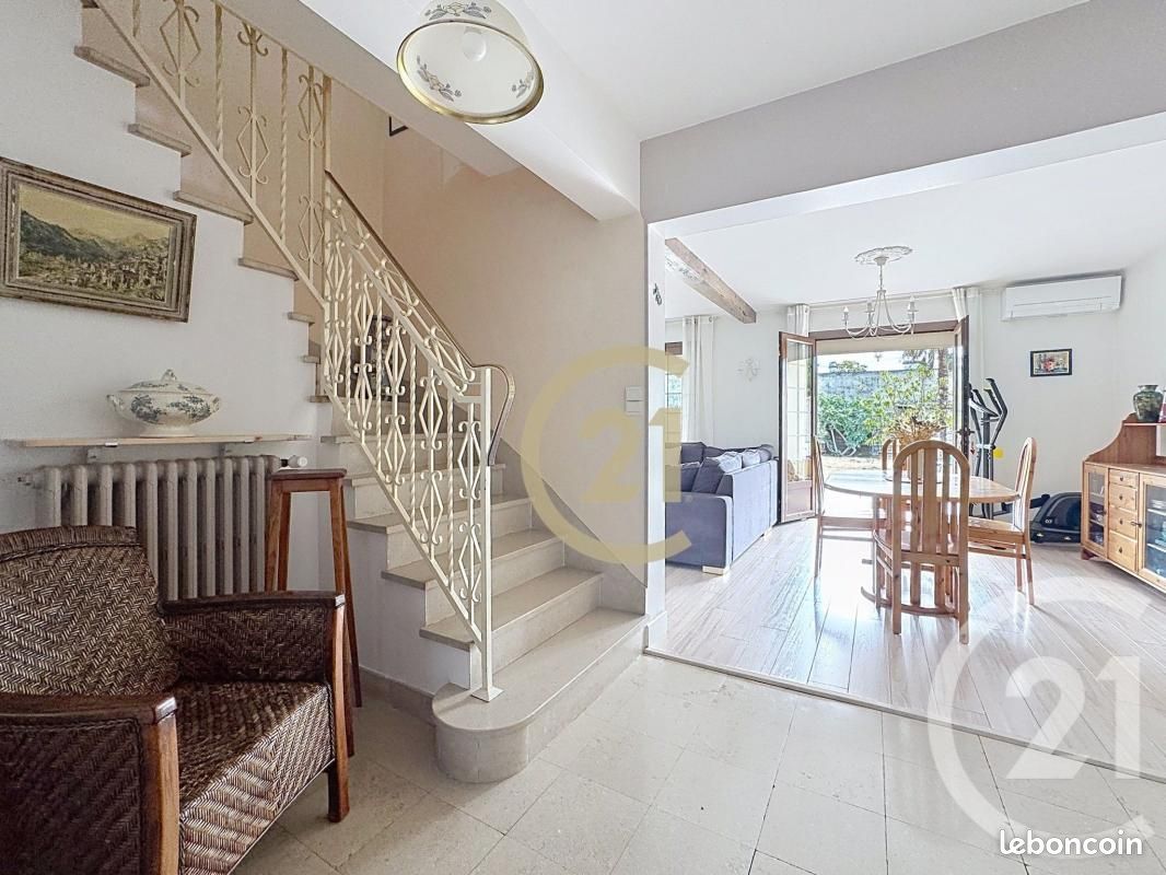 Maison 7 pièces 127 m² · à Viry-Châtillon · 127 m² · 340 000 €