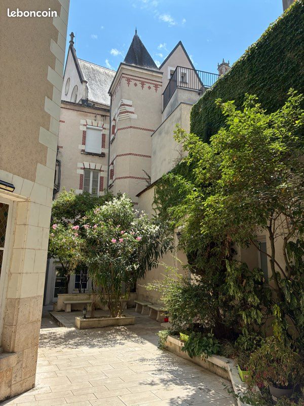 Appartement 1 pièce 12 m² · à Blois · 12 m² · 370 €
