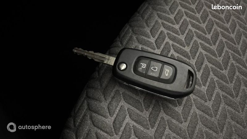 Renault Clio 1.6 E-Tech hybride 145ch Evolution (image 16)