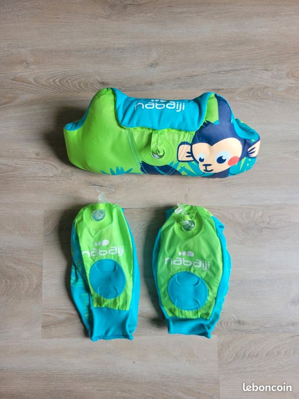 Promo Brassards De Piscine Enfant Nabaiji chez Decathlon