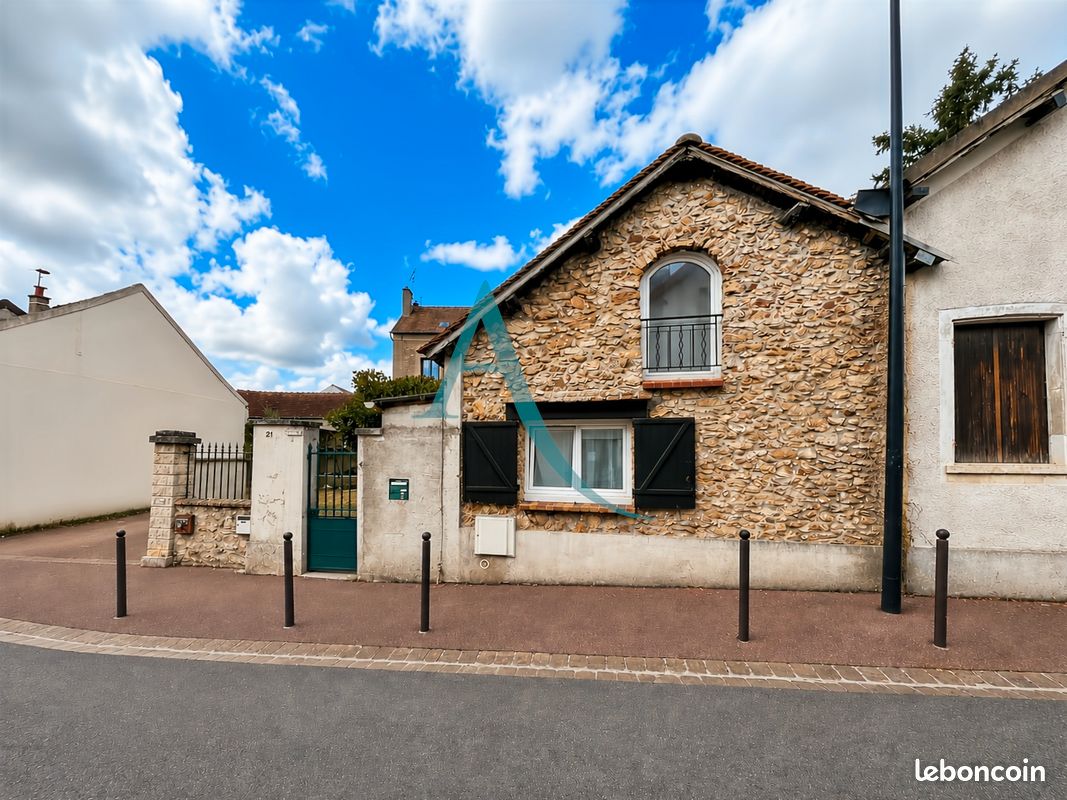 Appartement 2 pièces 31 m² · à Saint-Germain-lès-Corbeil · 31 m² · 145 000 €