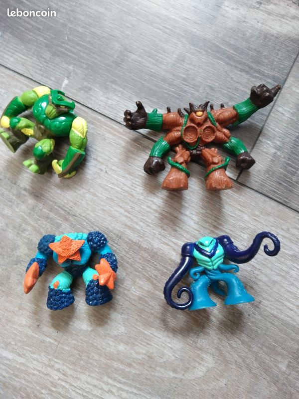 Lot figurines Gormiti (image 1)