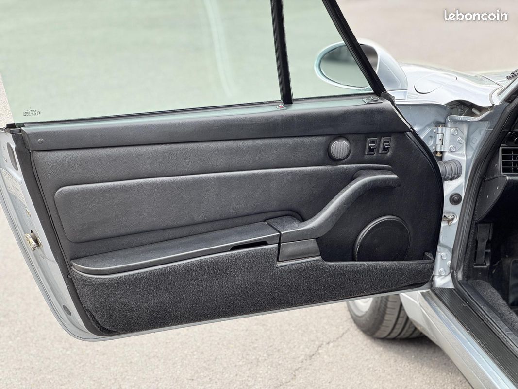 PORSCHE 911 Targa 3.6i - BVA Tiptronic TYPE 993 TARGA (image 15)