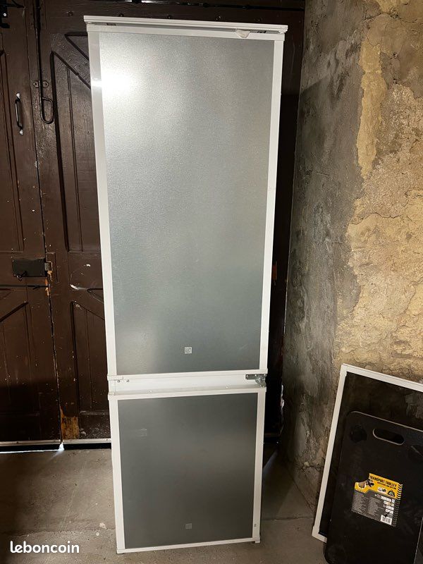 Réfrigérateur encastrable Electrolux (image 4)