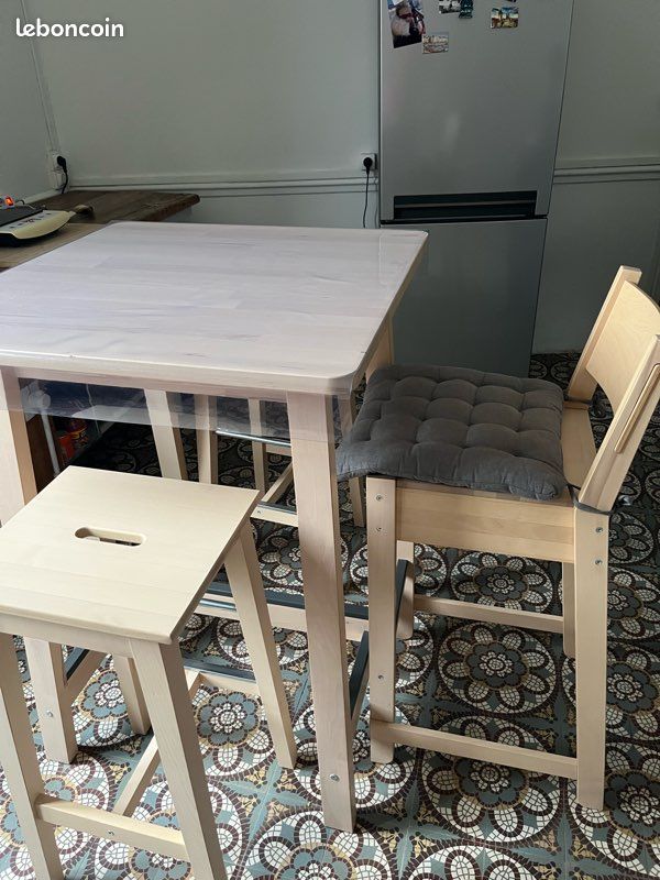 Table haute et chaises IKEA (image 3)