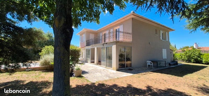 Maison 9 pièces 197 m² · à Castelnaudary · 197 m² · 325 000 €