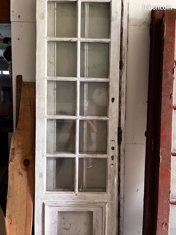 Porte ancienne d’appartement blanche (image 2)