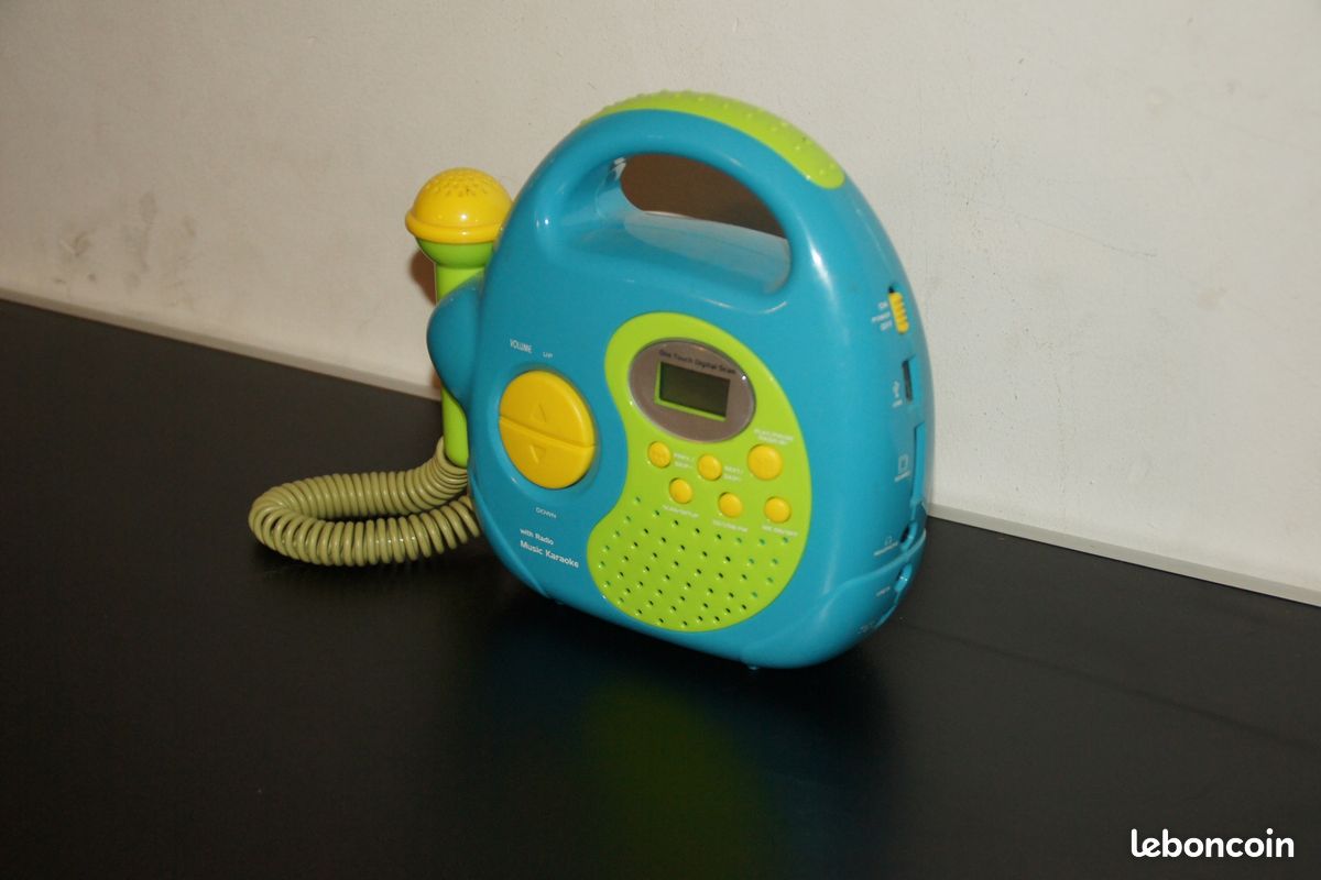 (3ans et +) Poste radio portable avec micro enregistreur « music karaoké » (image 3)
