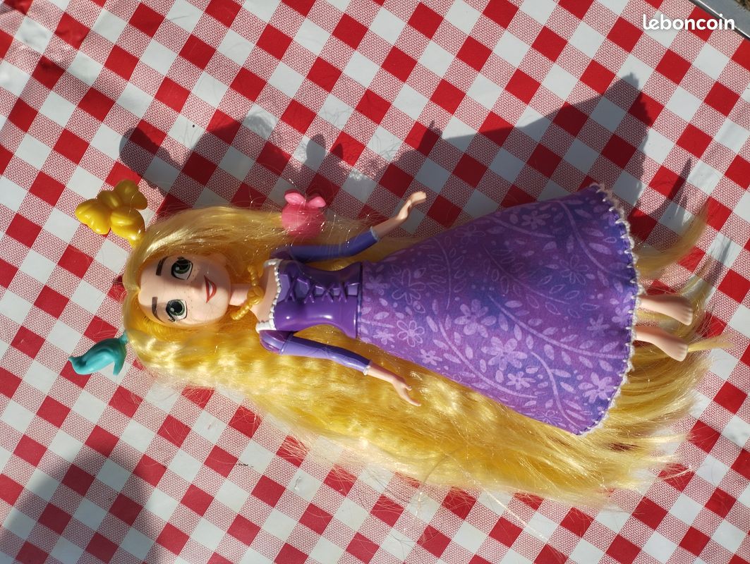 Poupées Barbie, Chloé et autres (image 3)