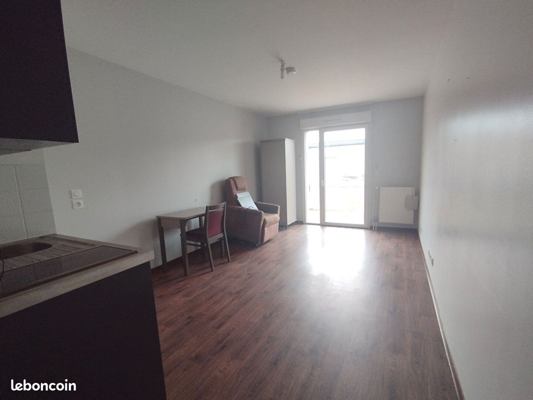 Studio 1 pièce 24 m² (image 3)