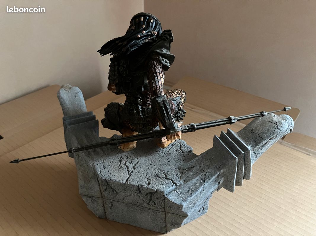 STATUE PREDATOR SCAR - numérotée 55/120 - Palisades toys 2004