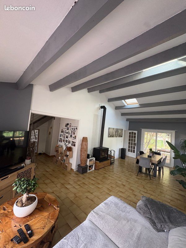 Maison 4 pièces 120 m² · à Vitrolles · 120 m² · 1 400 €/mois