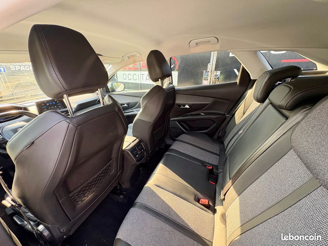 Peugeot 3008 ii 1.5 blue hdi 130 active 2019 (image 8)