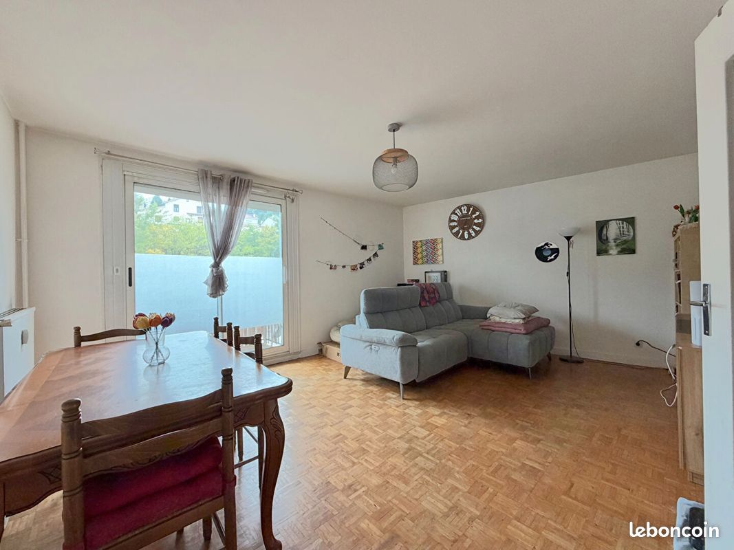 Appartement 3 pièces 72 m² · à Villars · 72 m² · 115 000 €
