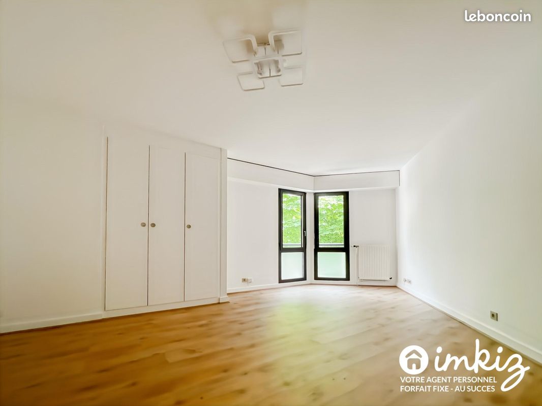 Appartement 1 pièce 32 m² · à Levallois-Perret · 32 m² · 280 000 €