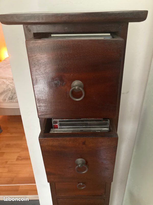 Meuble de rangement ou à CD décoratif en bois (image 4)