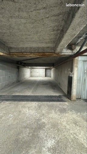 Parking/box Meaux · 97 €/mois